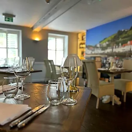 Chateau La Chaire Hotel